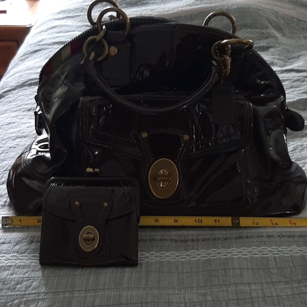 Matching coach set